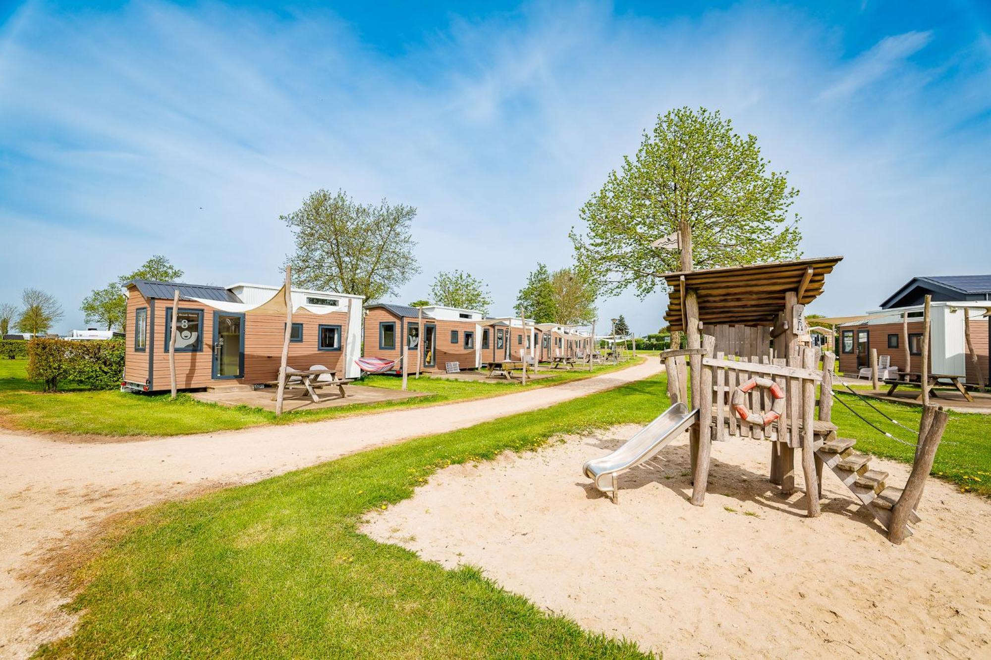 Vakantiepark Eiland Van Maurik ภายนอก รูปภาพ